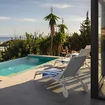 Amistad In With Private Pool And Sea Views