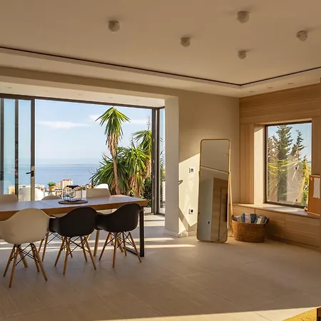 Amistad In With Private Pool And Sea Views Fuengirola