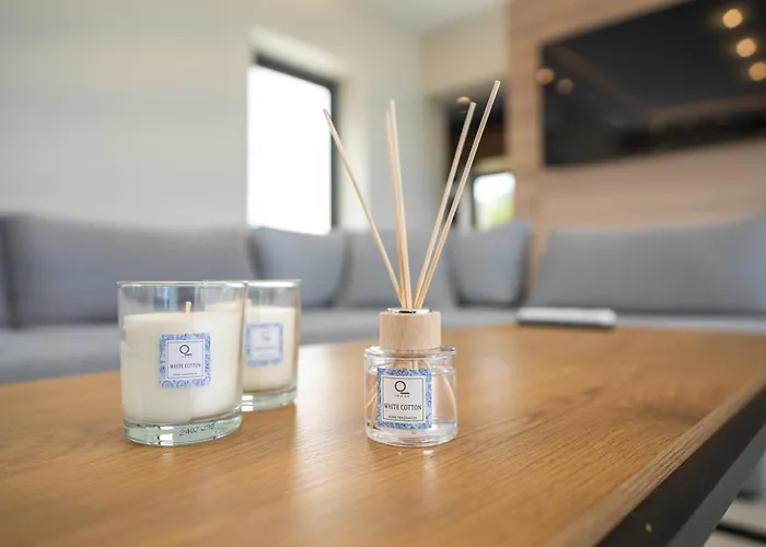 Amistad In With Private Pool And Sea Views Villa Fuengirola