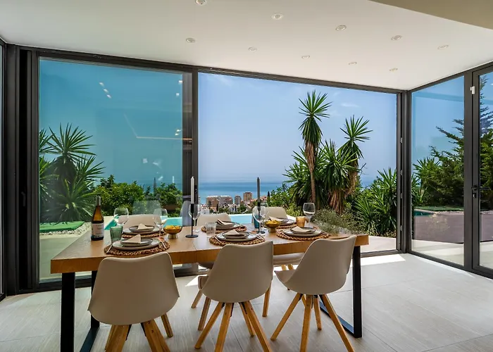 Villa Amistad In With Private Pool And Sea Views Fuengirola