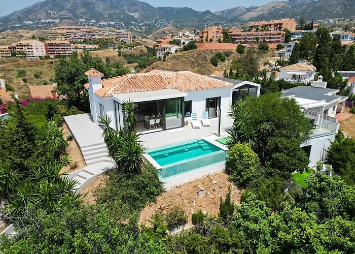 Amistad In With Private Pool And Sea Views ヴィラ