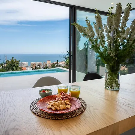 Amistad In With Private Pool And Sea Views Villa Fuengirola