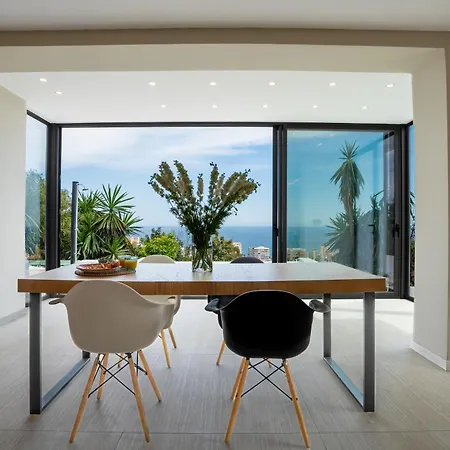 Villa Amistad In With Private Pool And Sea Views Fuengirola